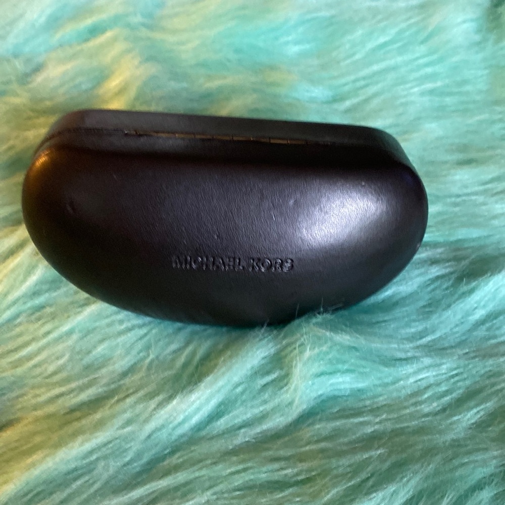 Michael kors case